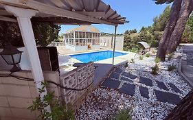 Luxury Villa con piscina y tenis privados
